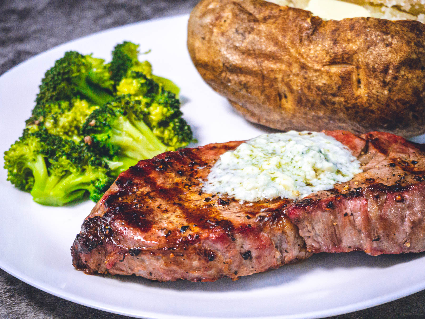 Grilled Steak with Butter